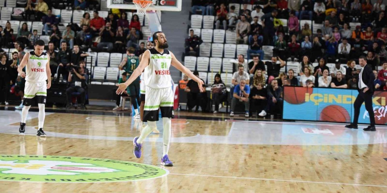 Basketbol Süper Ligi: Manisa BBSK: 80 - Pınar Karşıyaka: 76