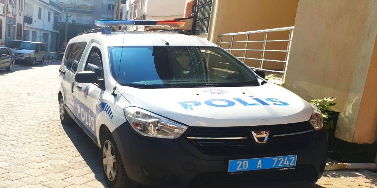 Vinçle kamyonu çalmaya çalıştılar, araç sahibi fark edince kaçtılar
