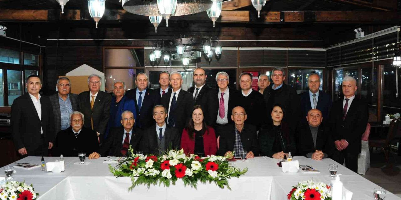 Vali Nehrozoğlu’ya Balçova’da vefa gecesi