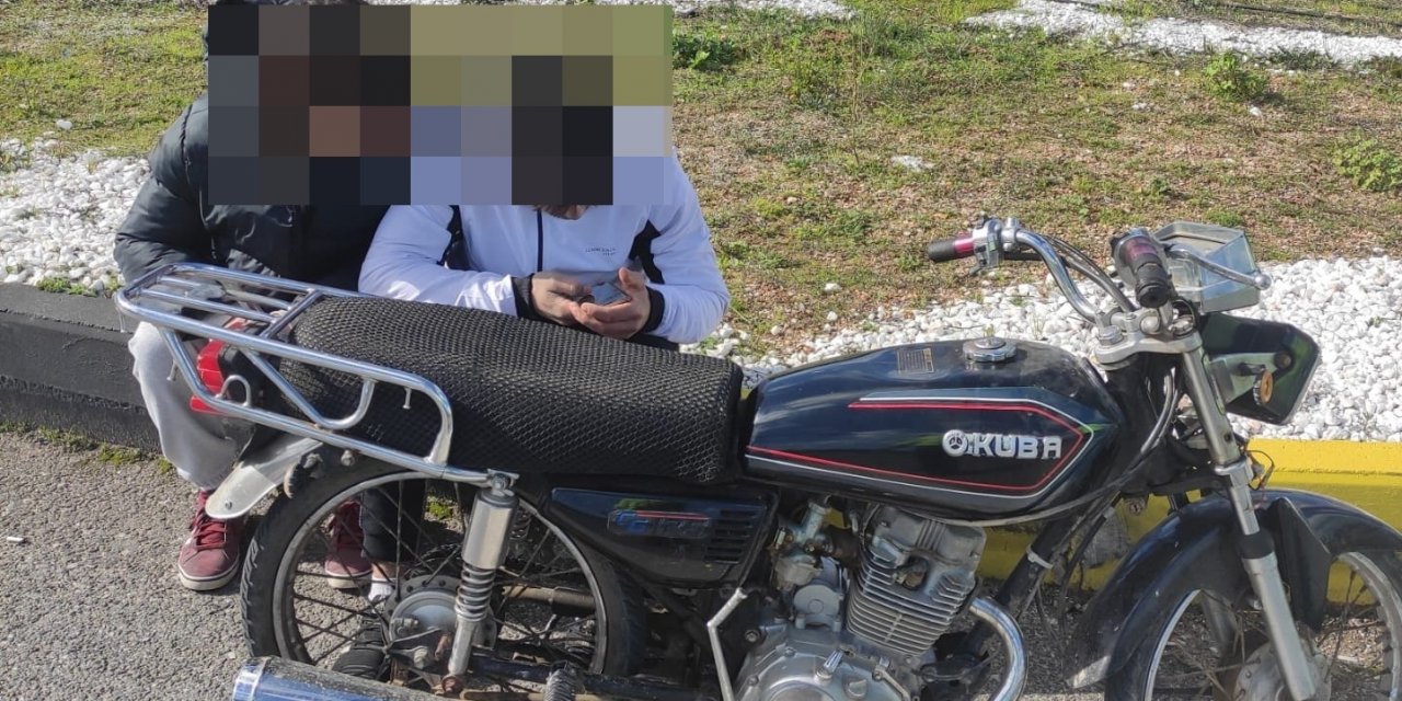 Muğla’da trafik ekipleri iki aranan şahıs ile bir çalıntı motosiklet yakaladı