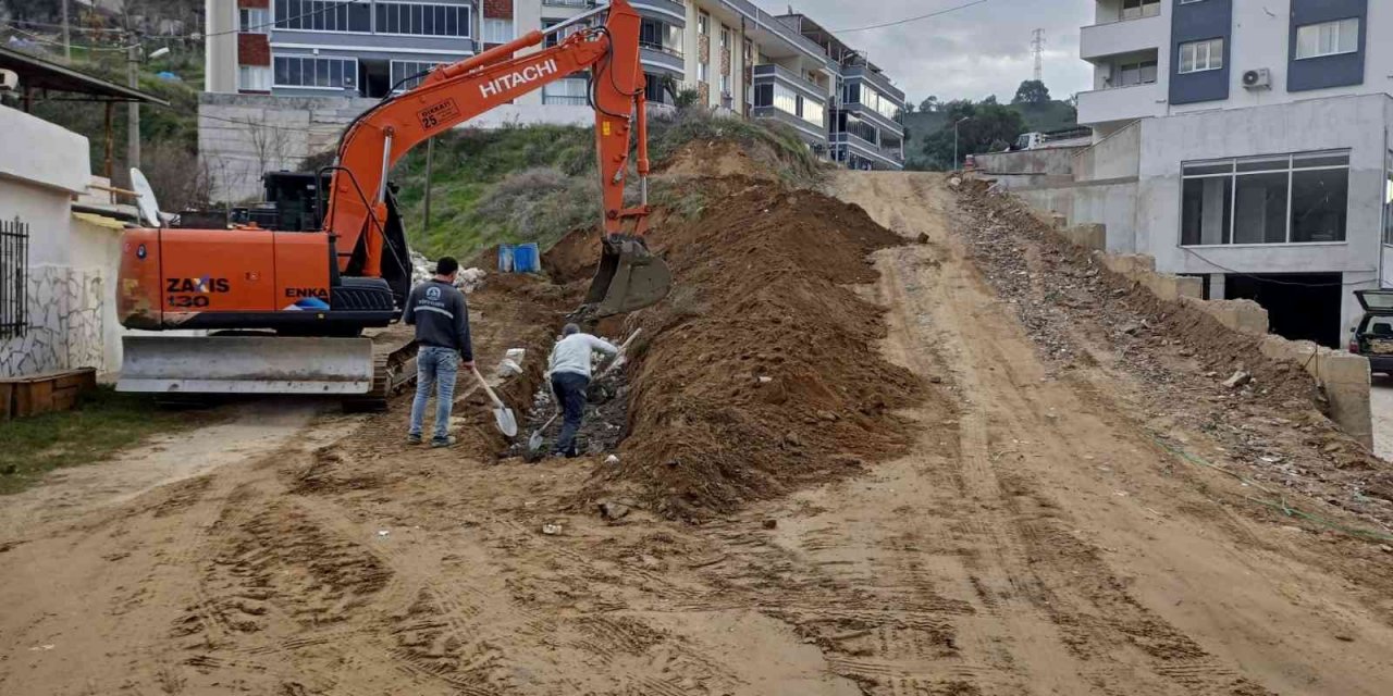Nazilli’de yol çalışmaları aralıksız devam ediyor