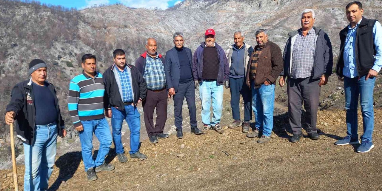 MHP Köyceğiz İlçe Teşkilatı Kızılçam Tohumu ekim faaliyetine katıldı