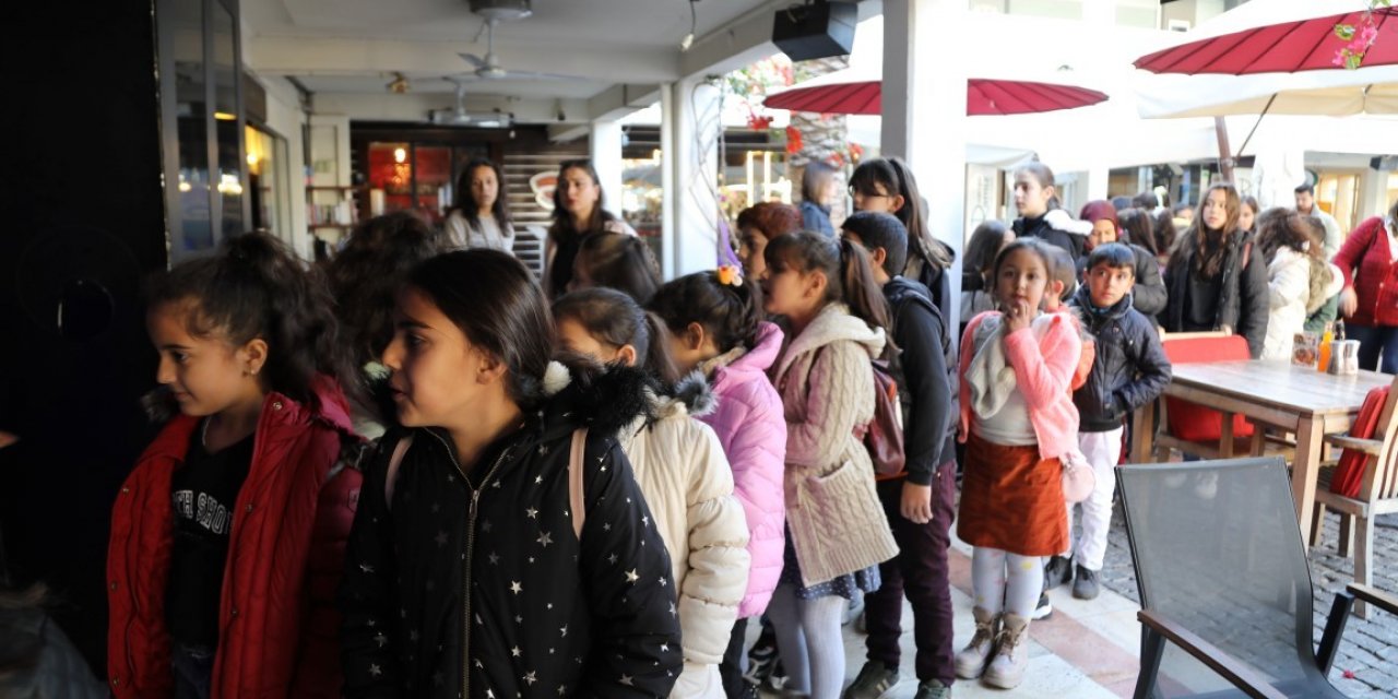 Bodrumlu gençlere önce üretsiz kurs, sonra karne hediyesi