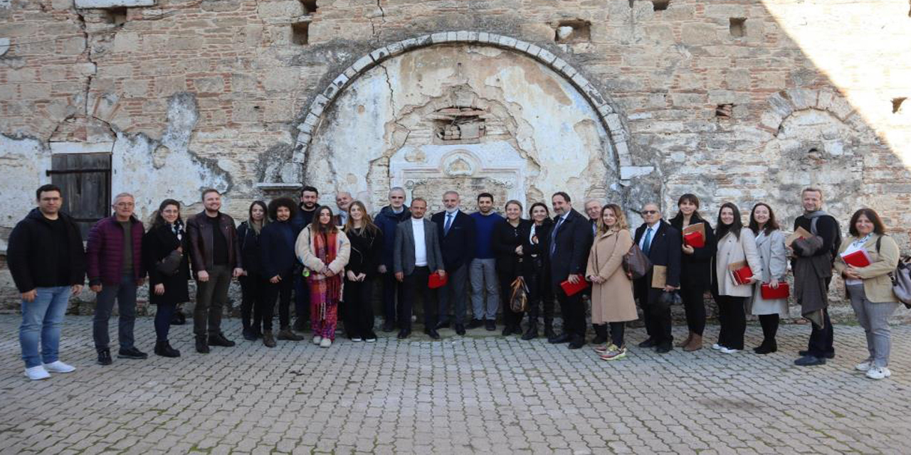 160 yıllık kiliseye 24 proje