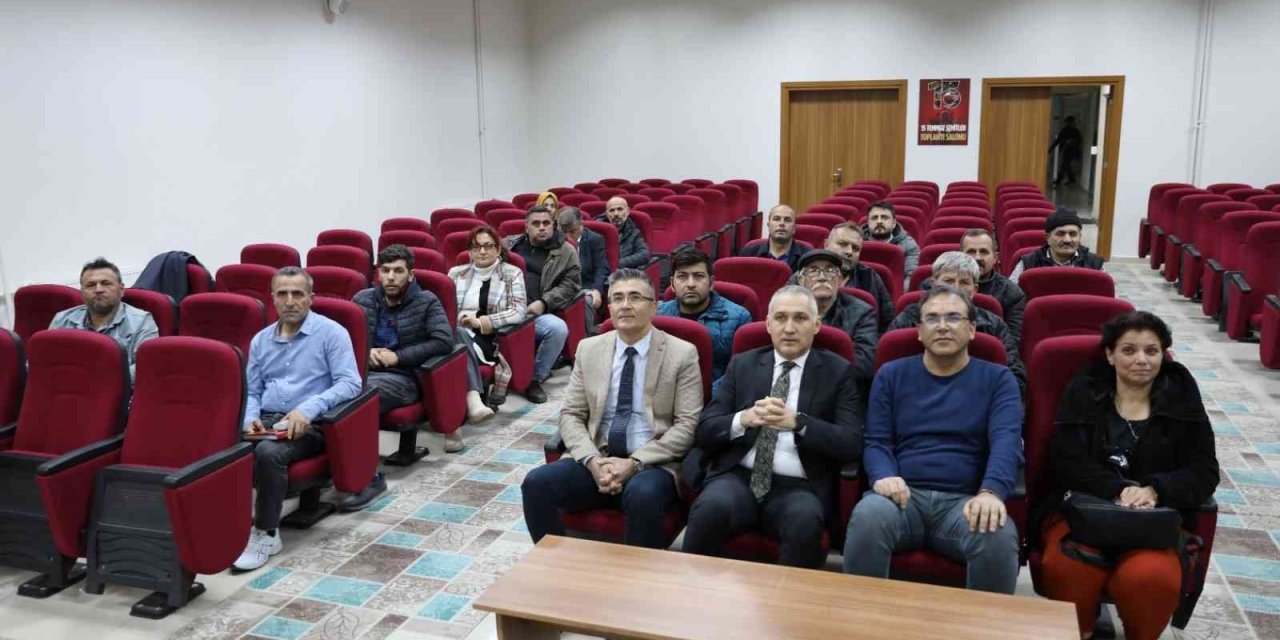 Manisalı üreticilere arıcılık eğitimleri devam ediyor