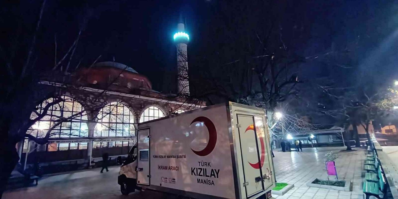 Kızılay’dan kandil gecesi 2 bin kişilik çorba
