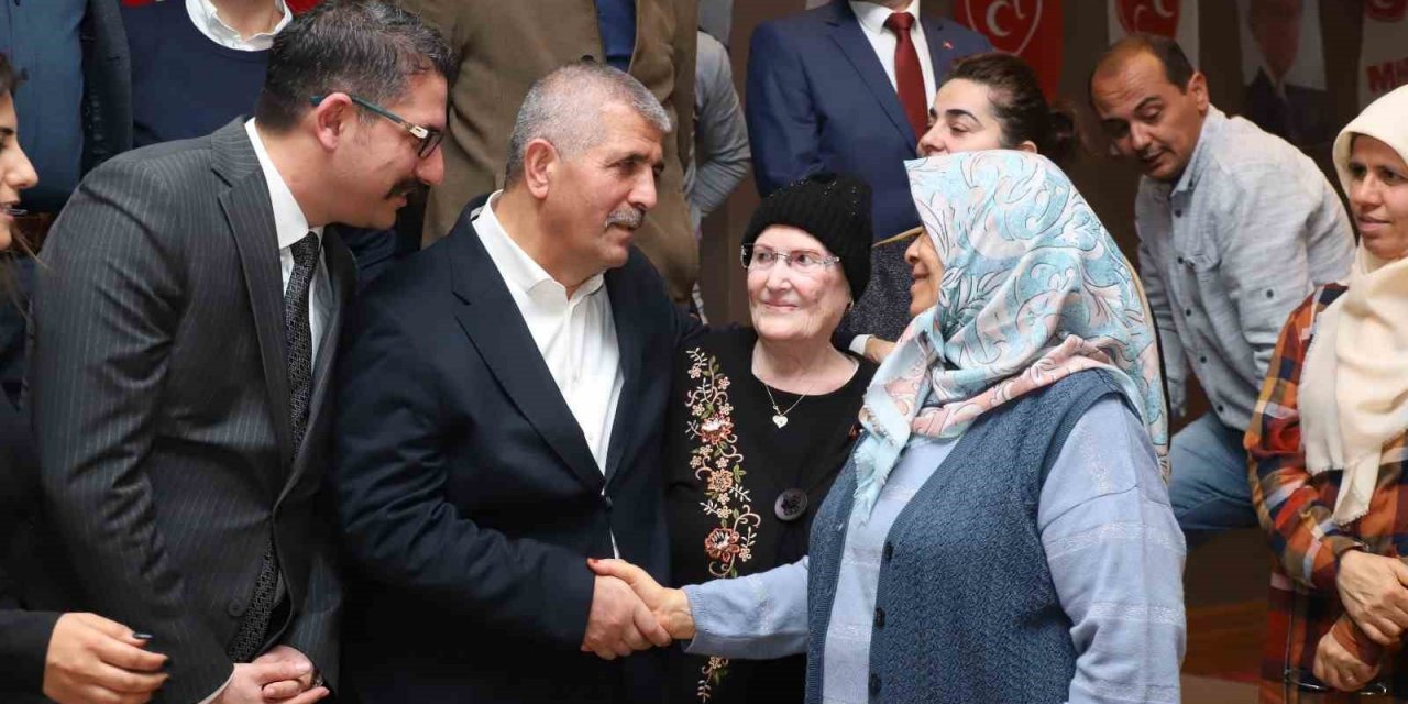MHP İzmir’de üyelikler 9 bine ulaştı