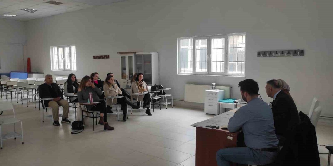 Nazilli Sağlık Hizmetleri MYO Akademik Kurul Toplantısı gerçekleşti