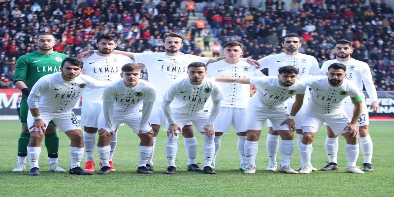 Menemen FK, bir ilke imza attı