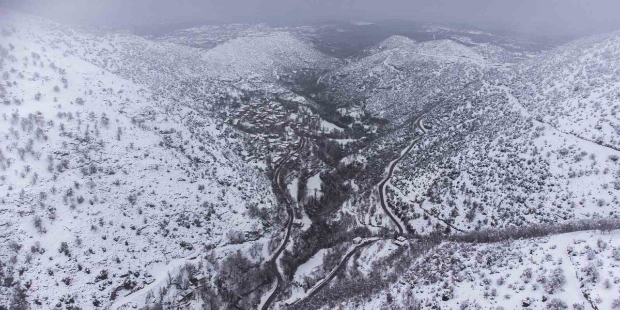 Denizli’de kar manzaraları