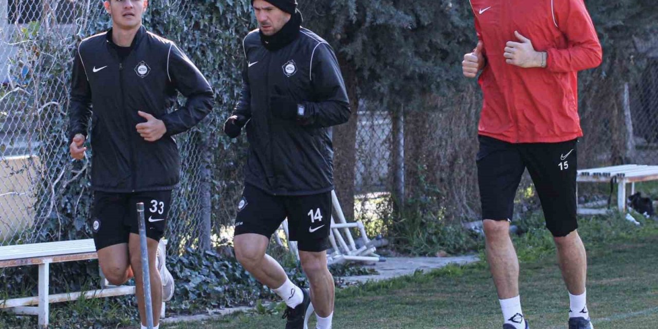 Altay ve Altınordu’nun kalecileri zirvede
