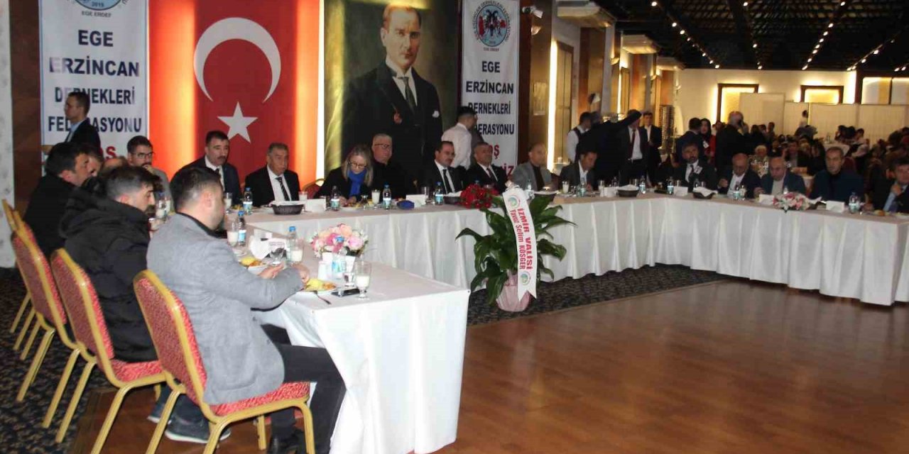 Erzincanlılar kurtuluşun 105’inci yılını kutladı