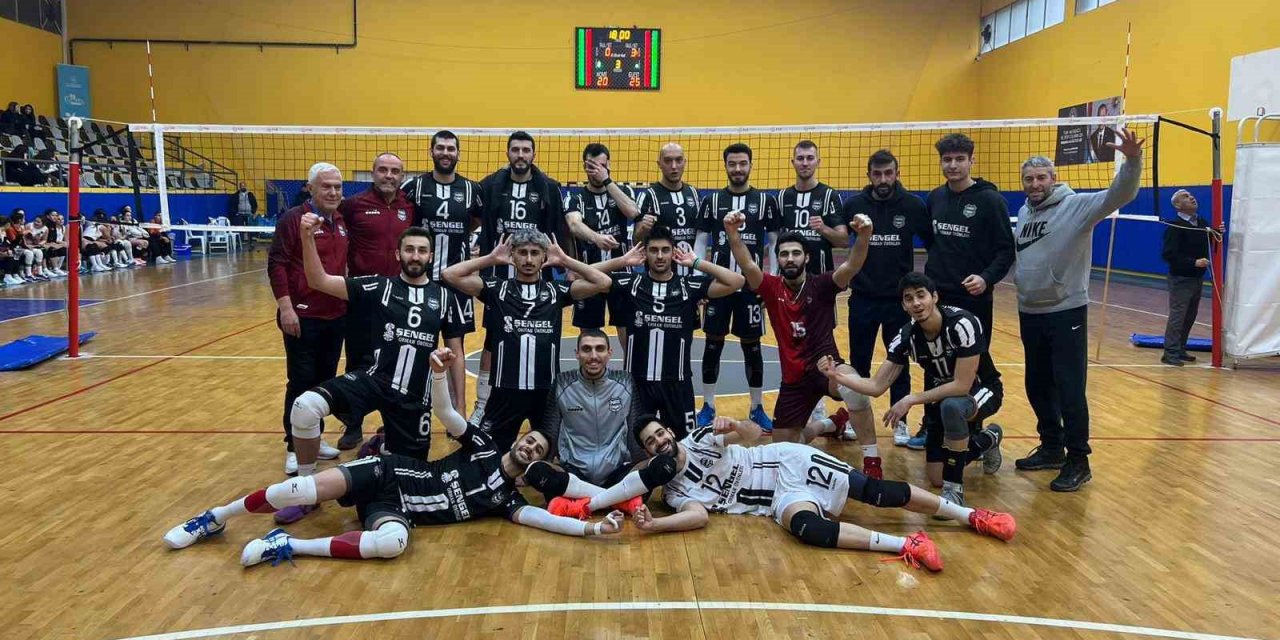 Nazilli Belediyespor Voleybol Takımı Arkasspor’u 3-0 mağlup etti