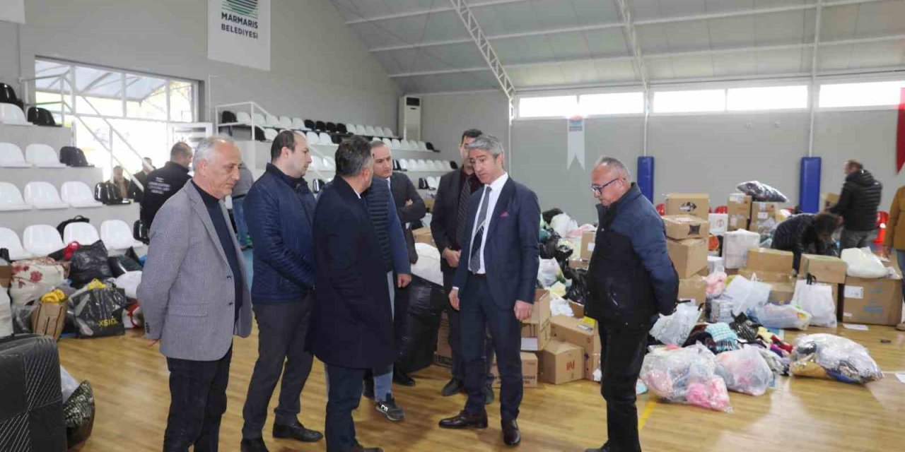 Marmaris Belediyesi’nden deprem bölgesine yardım eli