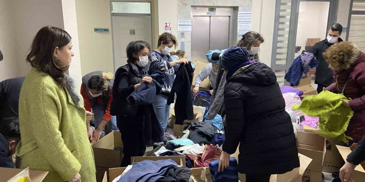 İzmirli belediyelerden deprem bölgelerine yardım eli