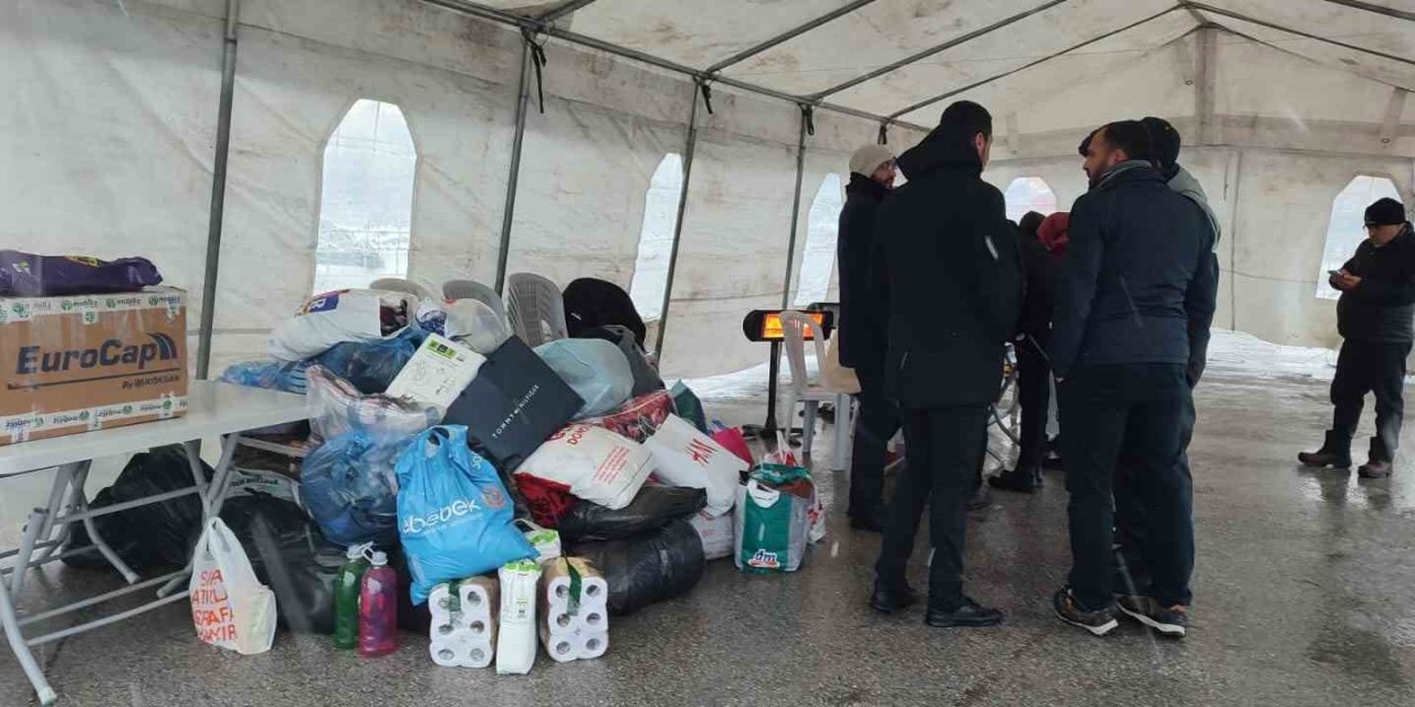 Depremzedeler için tek yürek oldular