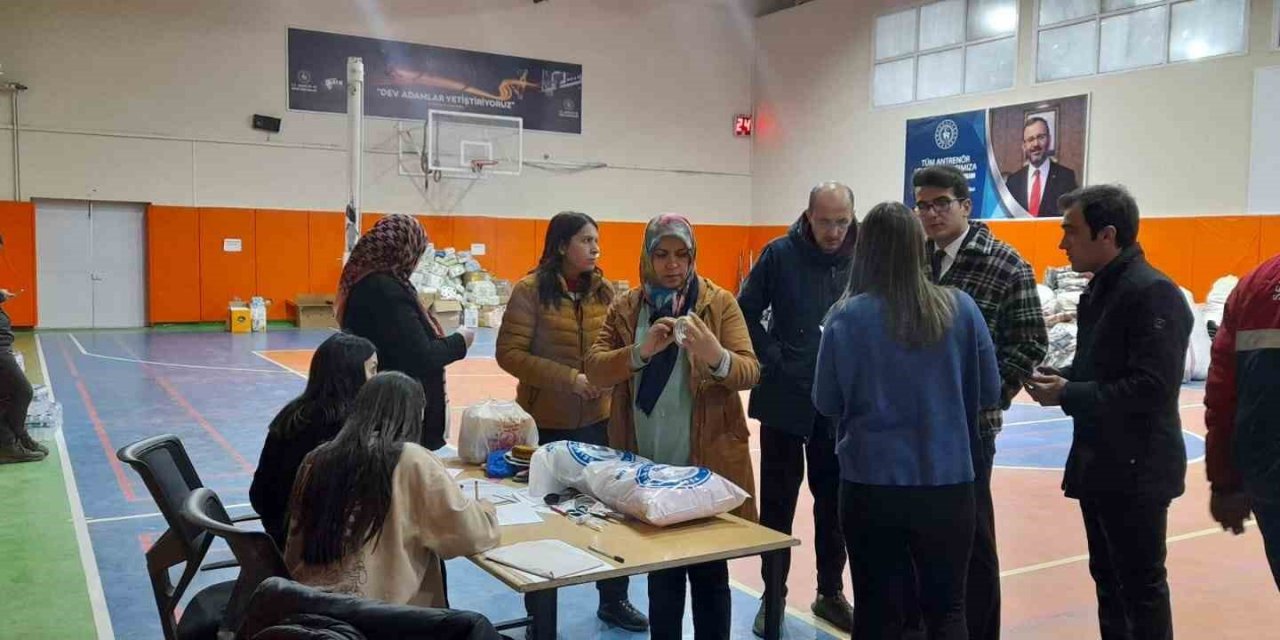 Selendililer depremzedeler için seferber oldu