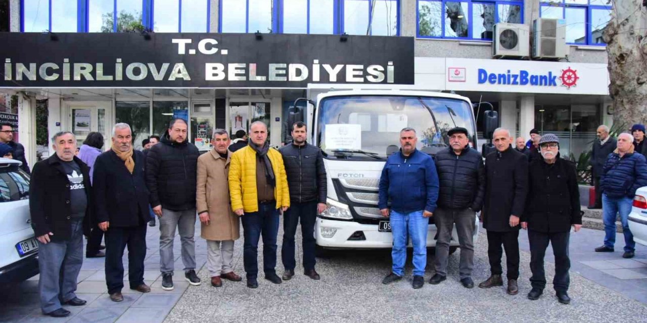 İncirliovalıların yardımları deprem bölgesine gönderildi