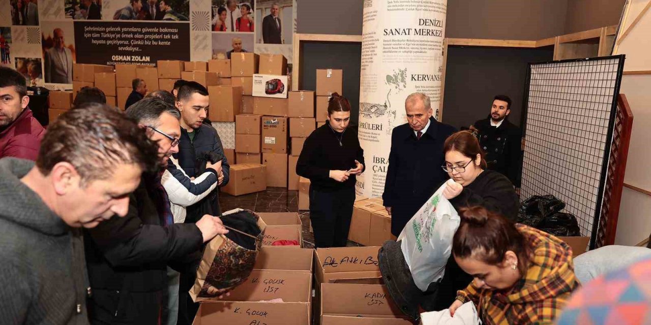Denizli deprem için tüm imkanlarıyla seferber oldu