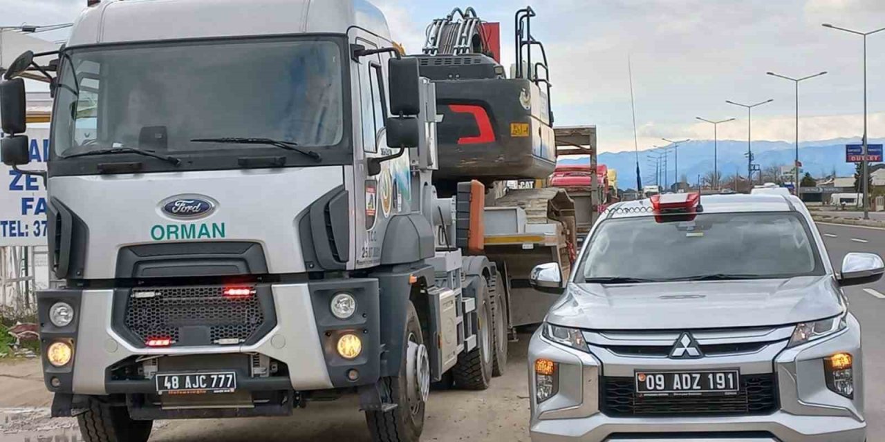 Muğla’dan deprem bölgesine 31 TIR yardım gönderildi