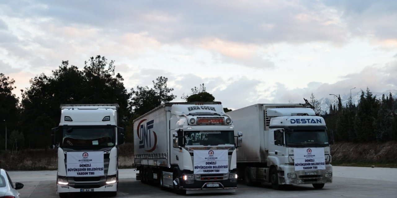 Denizli Büyükşehir Belediyesi’nin 24 yardım tırı deprem bölgesine gitti