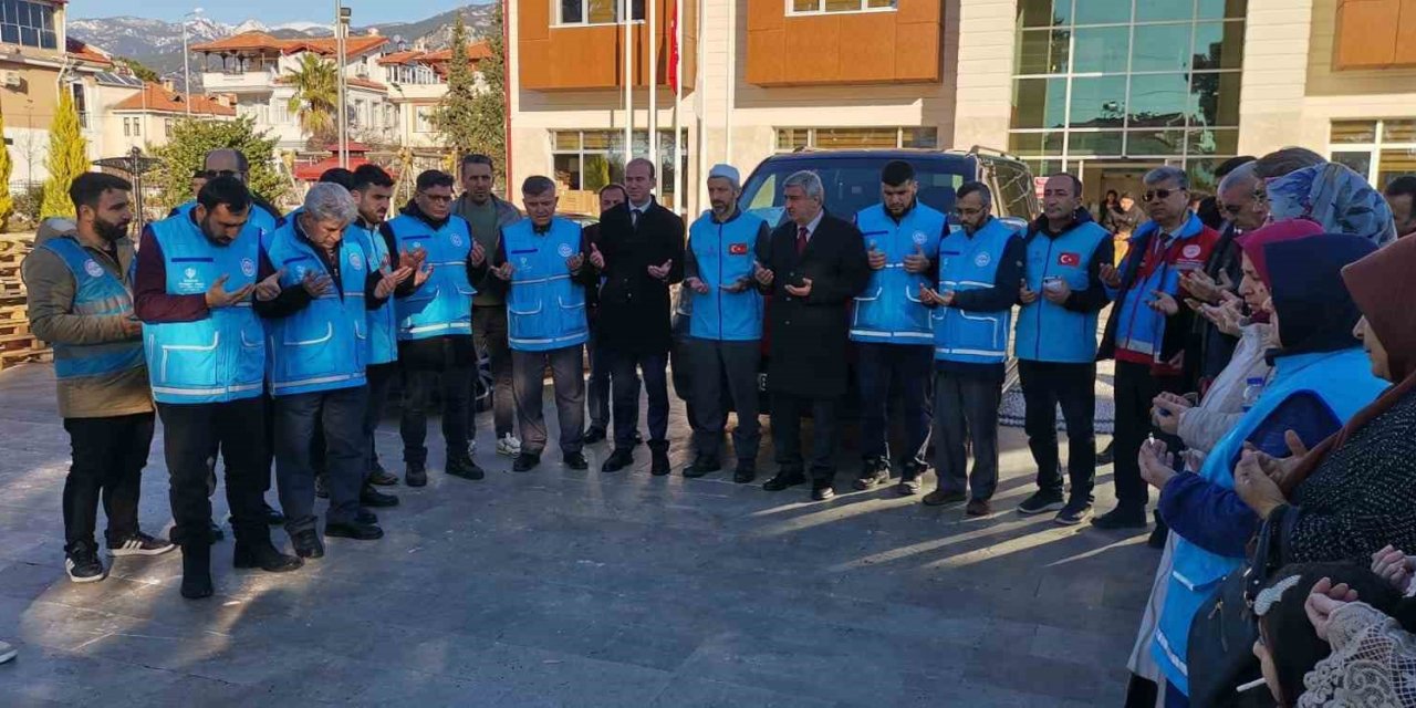 Köyceğiz Müftülüğü’nden gönüllü yardım ekibi yola çıktı
