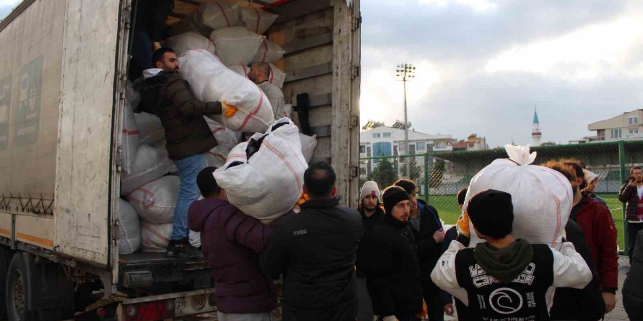 Aydın’dan 138 yardım tırı afet bölgelerine gönderildi