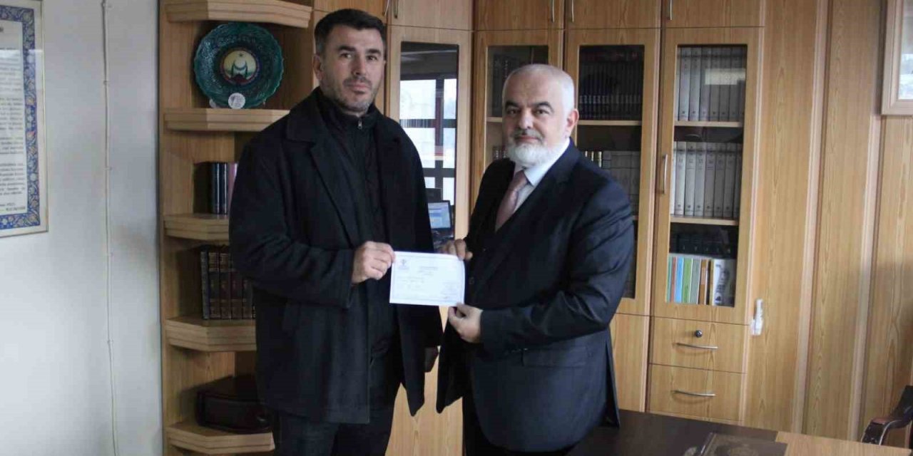 Kırkağaçlı vatandaş, umre parasını depremzedelere bağışladı