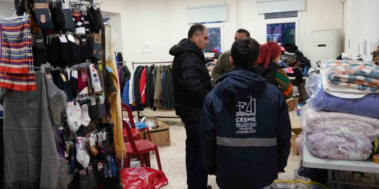 Çeşme Belediyesi, depremzedeler için ücretsiz butik açtı
