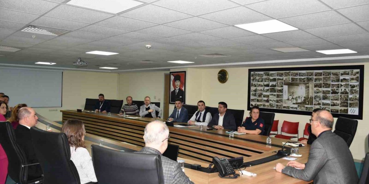Aydın İl Sağlık Müdürlüğü’nden ’deprem’ toplantısı