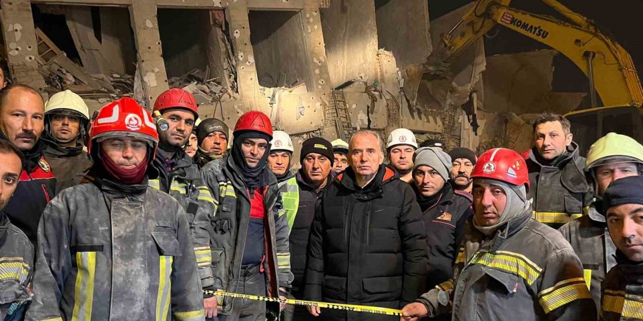 Denizli Büyükşehir, ekibi ve tüm ekipmanıyla Hatay’da