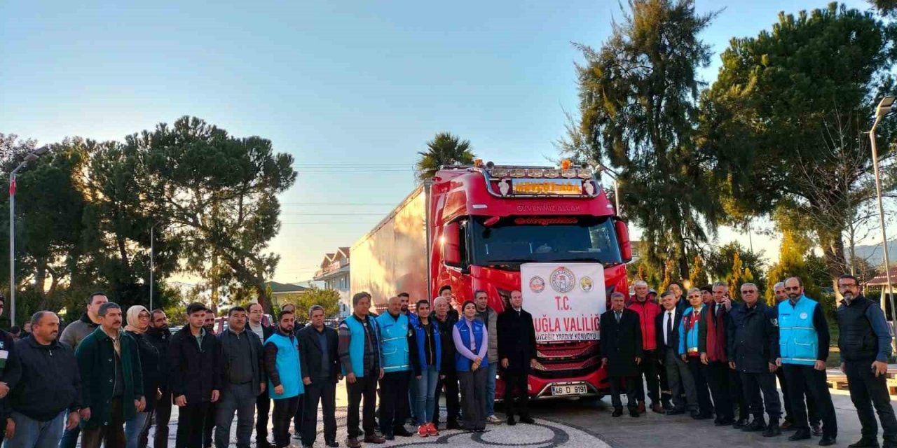 Köyceğiz’den afetzedelere 17 tır yardım malzemesi gönderildi