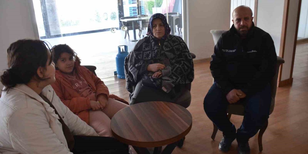 Depremzedeler Didim’deki otellere yerleştirildi