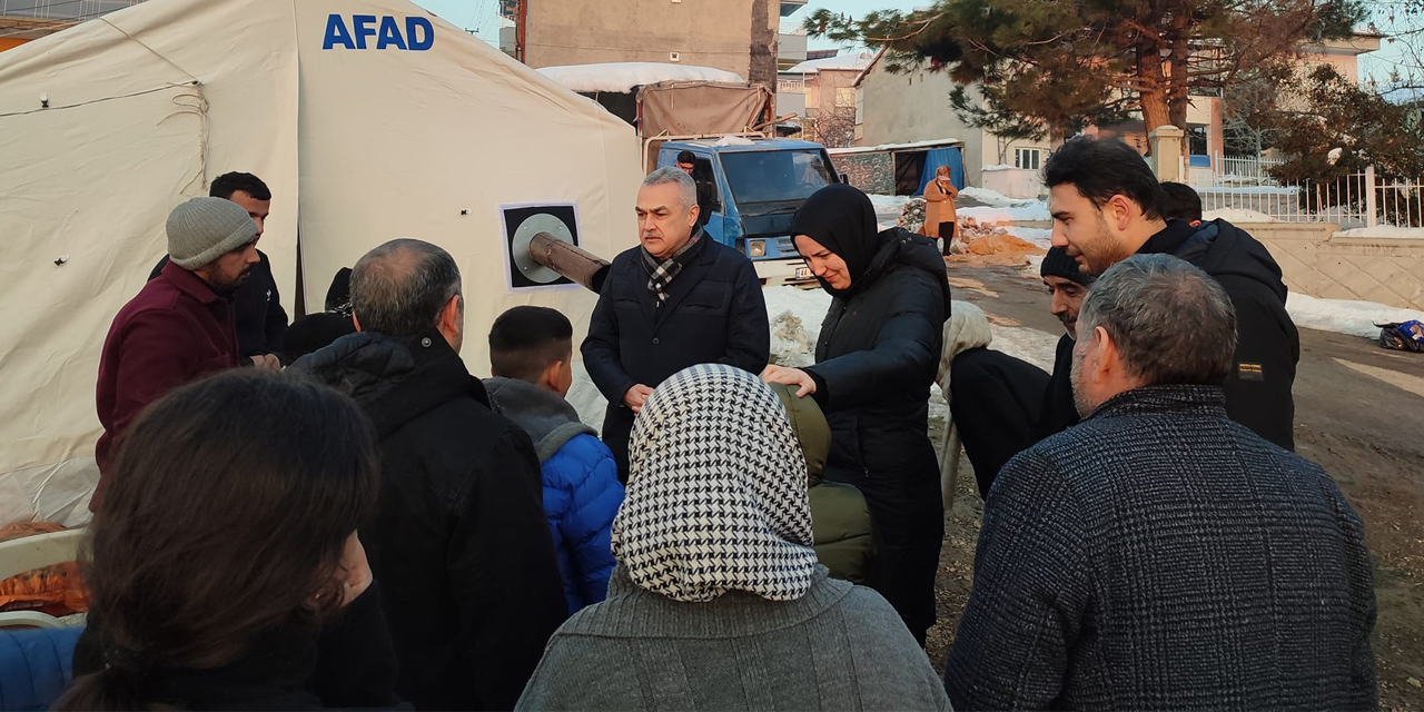 AK Partili Mustafa Savaş: “Bu zor günlerin de üstesinden geleceğiz”