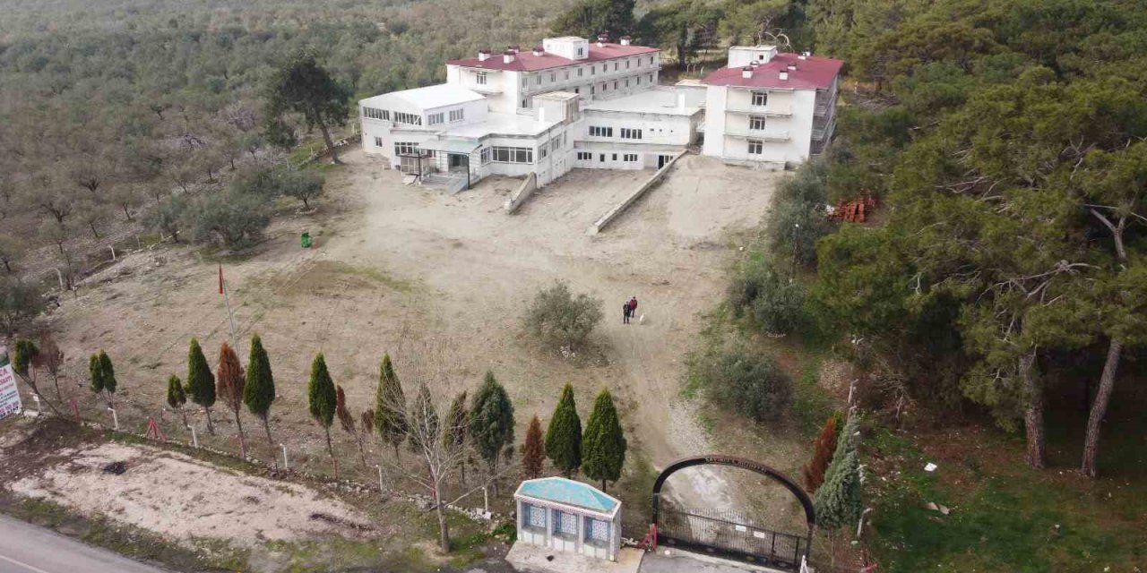 Manisa’da 200 yatak kapasiteli huzurevi depremzedeler için hazırlanıyor