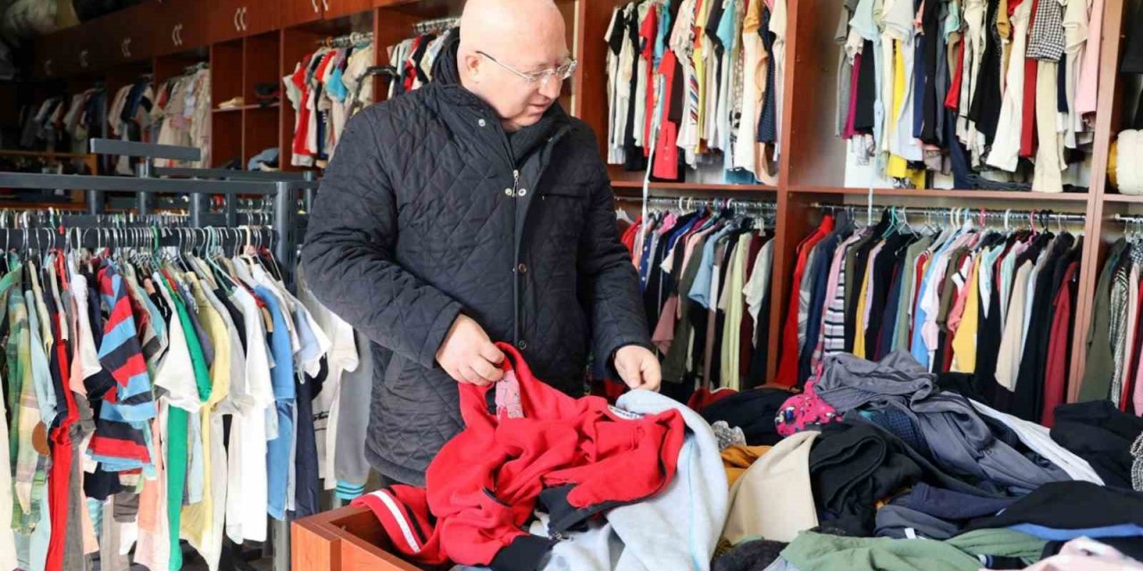 Başkan Gümüş; “Gün dayanışma günü”
