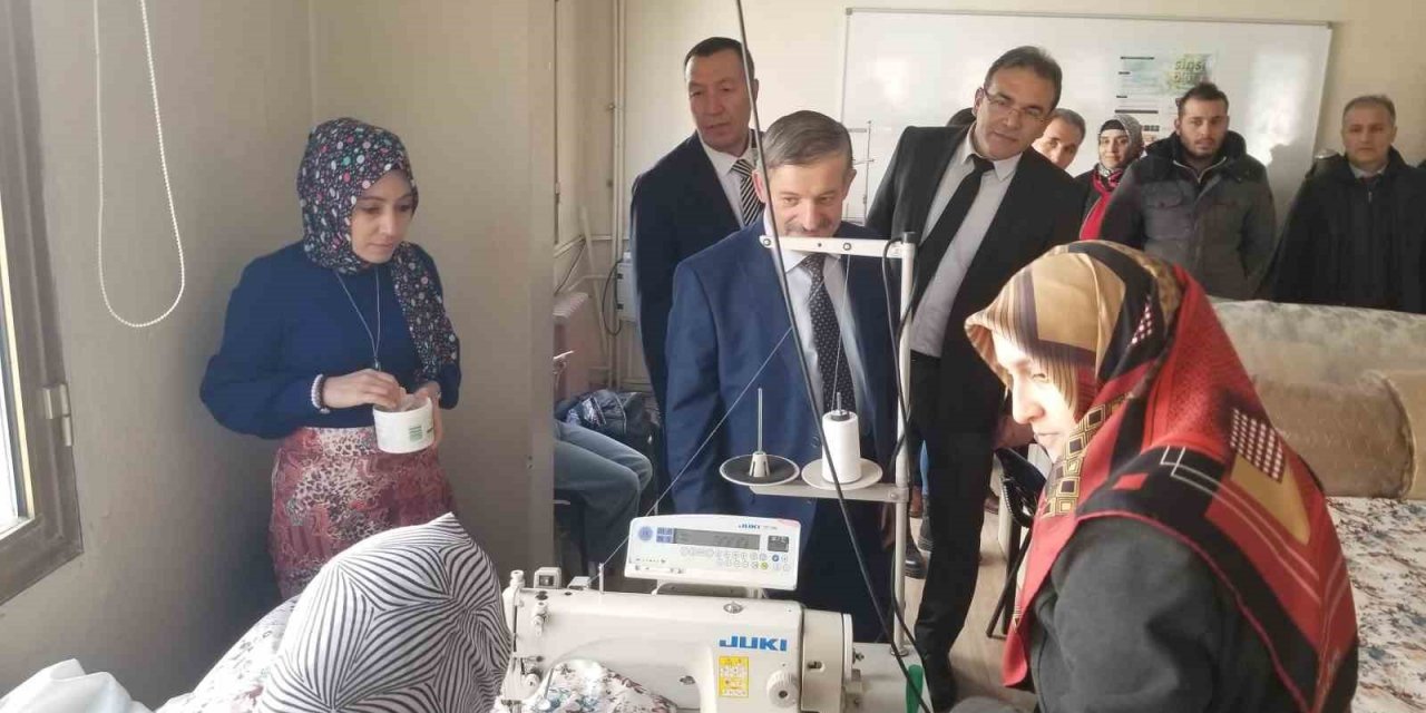 Herkes yaraların sarılması için seferber oldu