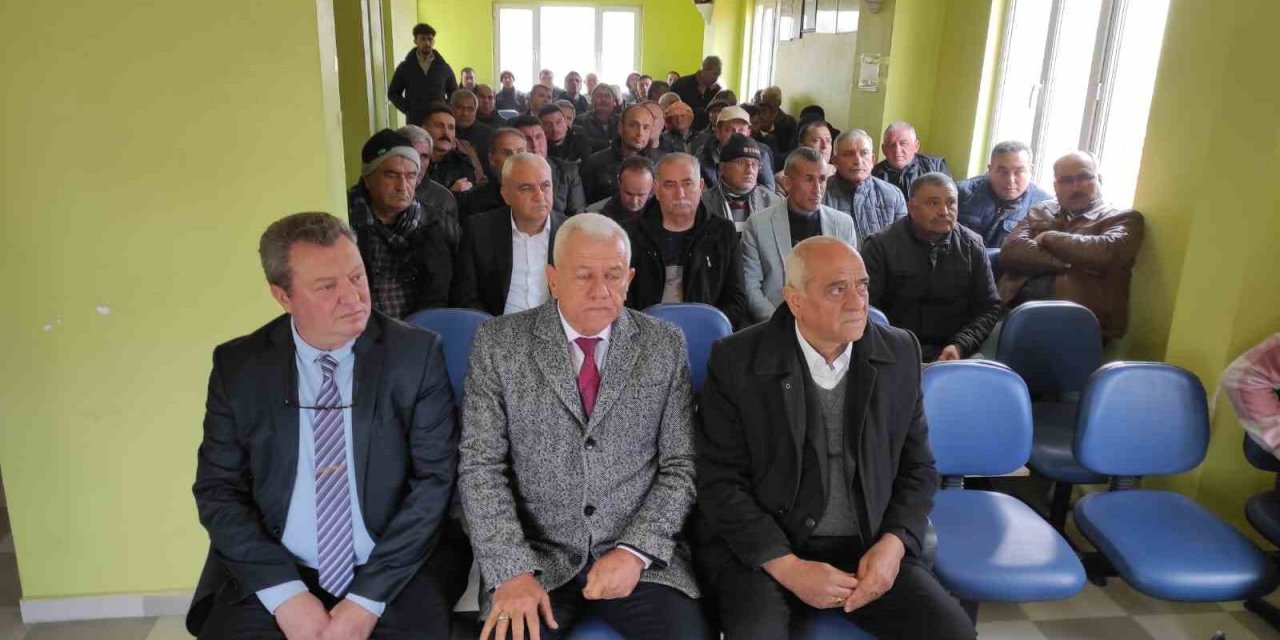 Selendi Ziraat Odası’nda Servet Akyıldız güven tazeledi