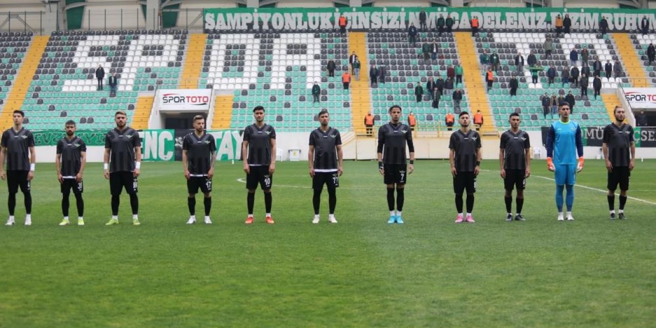 Transfer yasağını kaldıramayan Akhisarspor kongreye gidiyor
