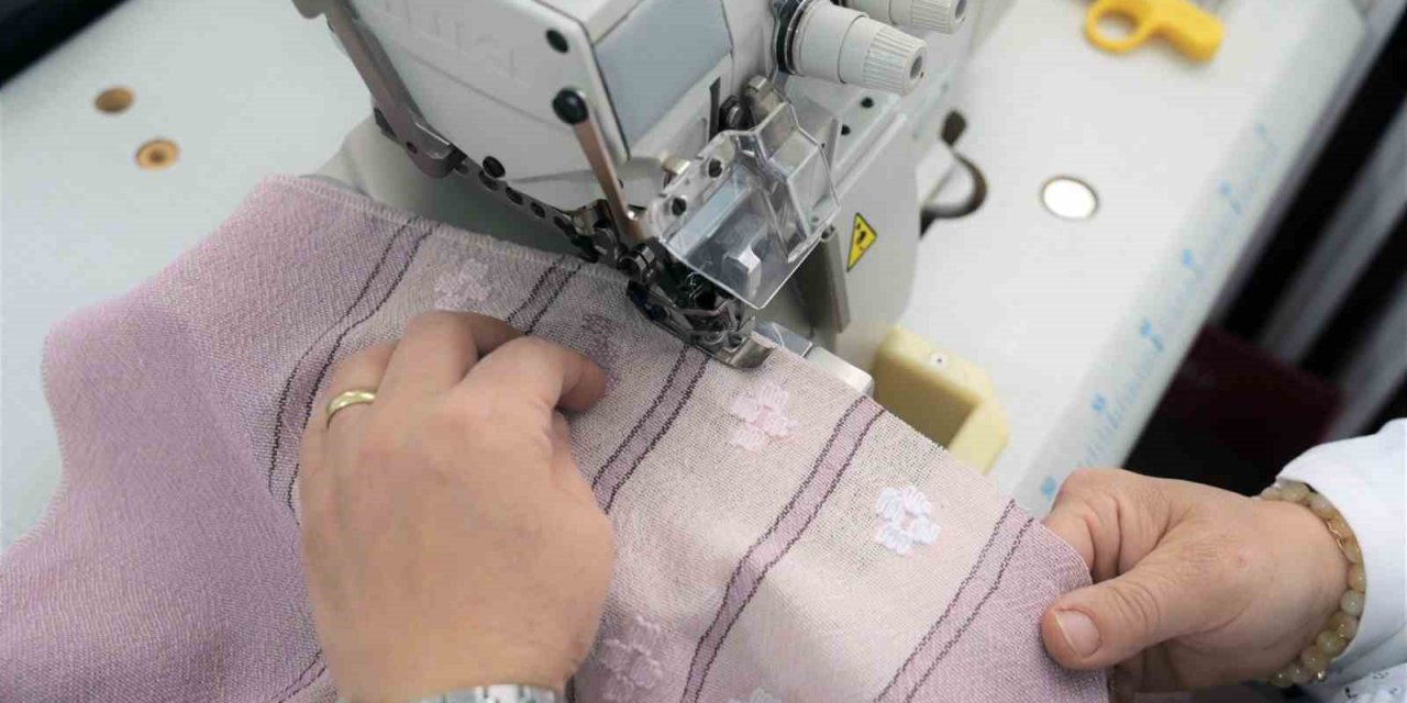 Depremzedeler için 8 bin uyku tulumu hazırlanıyor