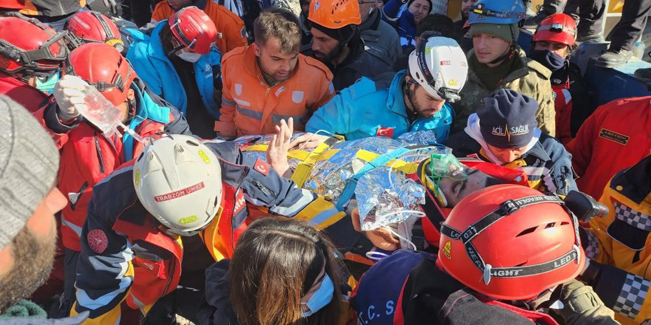 Madenciler, depremdeki başarılı çalışmaları ile dikkat çekti