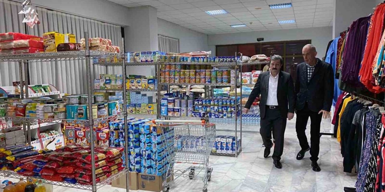 Marmaris’te 73 otel depremzedeleri ağırlıyor