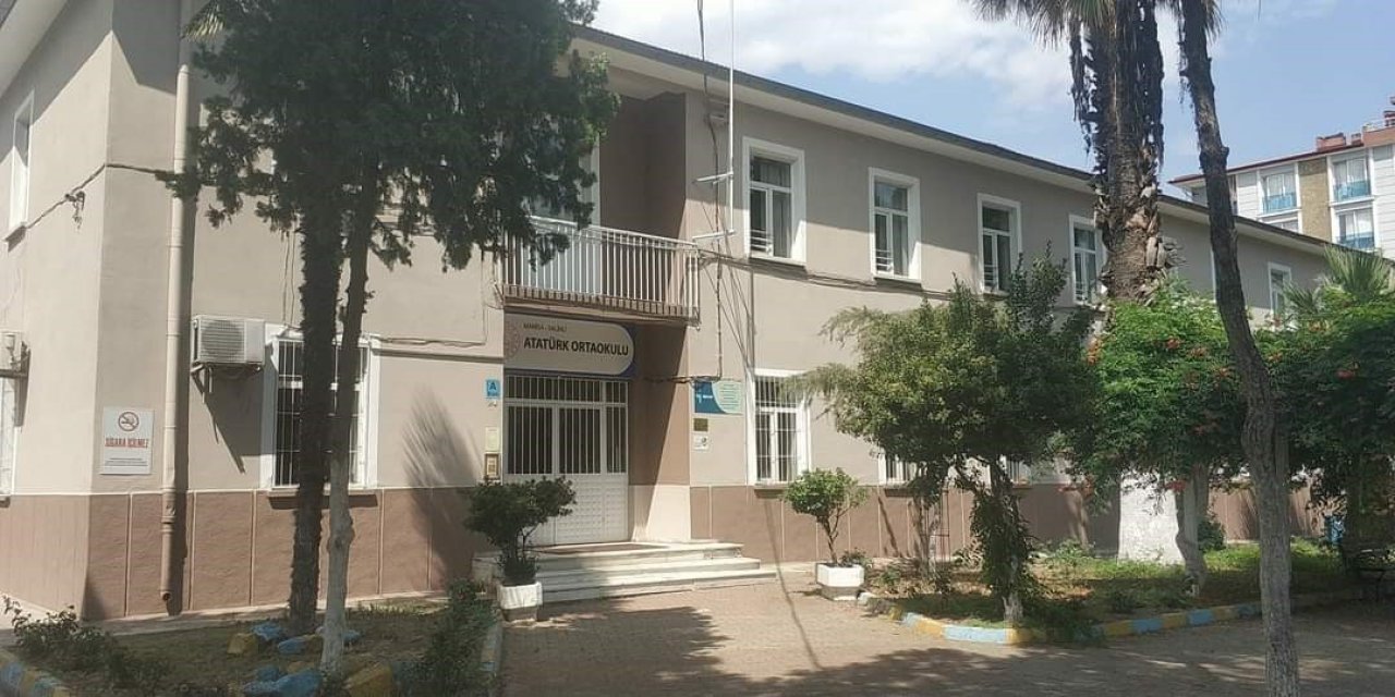 Salihli’de 5 okula yıkım kararı