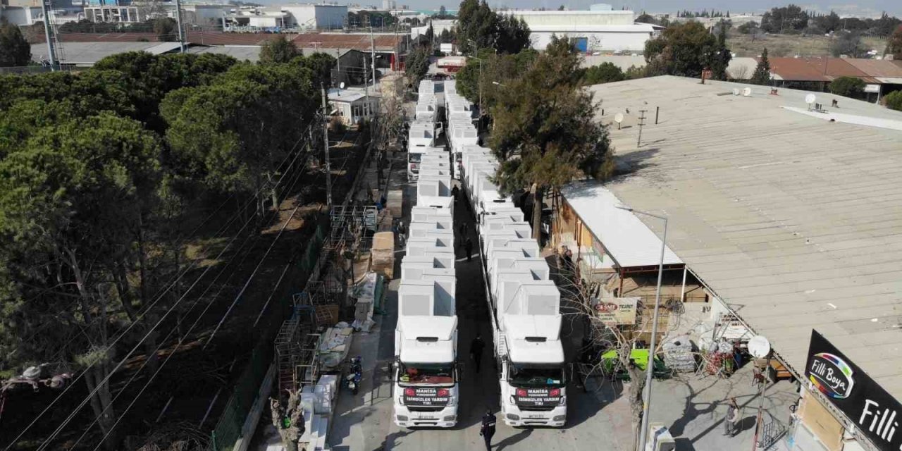 Deprem bölgesine 10 tır duş ve tuvalet Manisa’dan uğurlandı