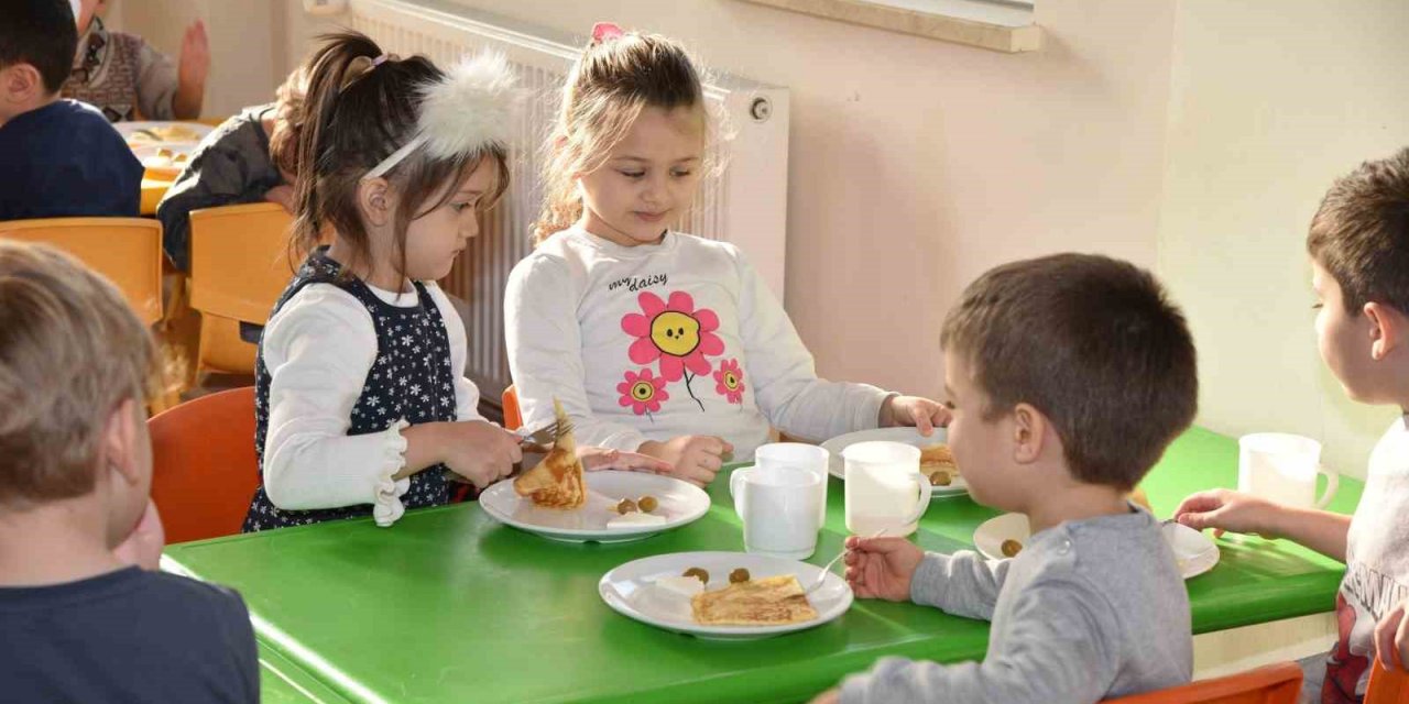 Denizli’de 35 bin 562 öğrenci ücretsiz yemek hizmetinden yararlanıyor