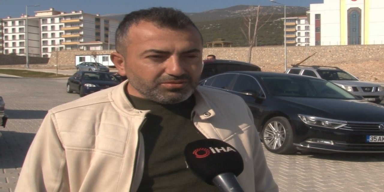 1999 depreminden kurtulan vatandaş, depremzedeler için yardıma koştu