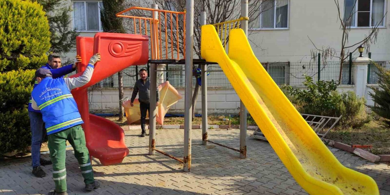 Nazilli Belediyesi’nden depremzede çocuklar için oyun parkı