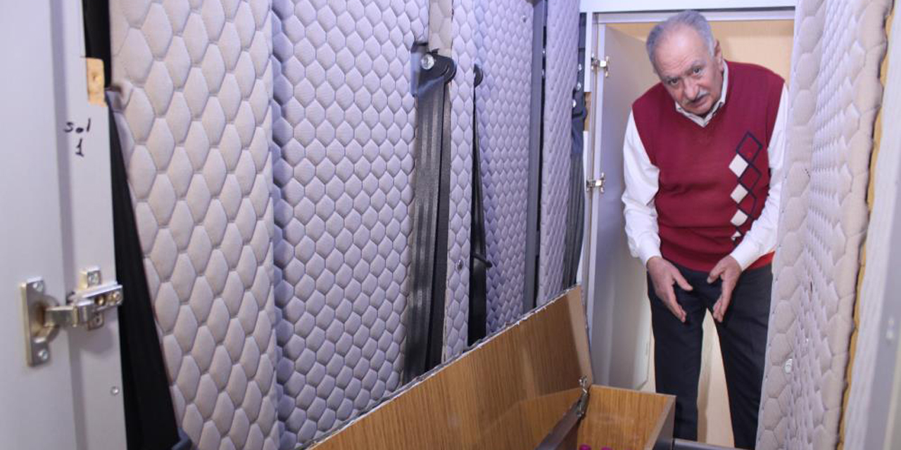 Deprem korkusuyla ’deprem kabini’ üretti