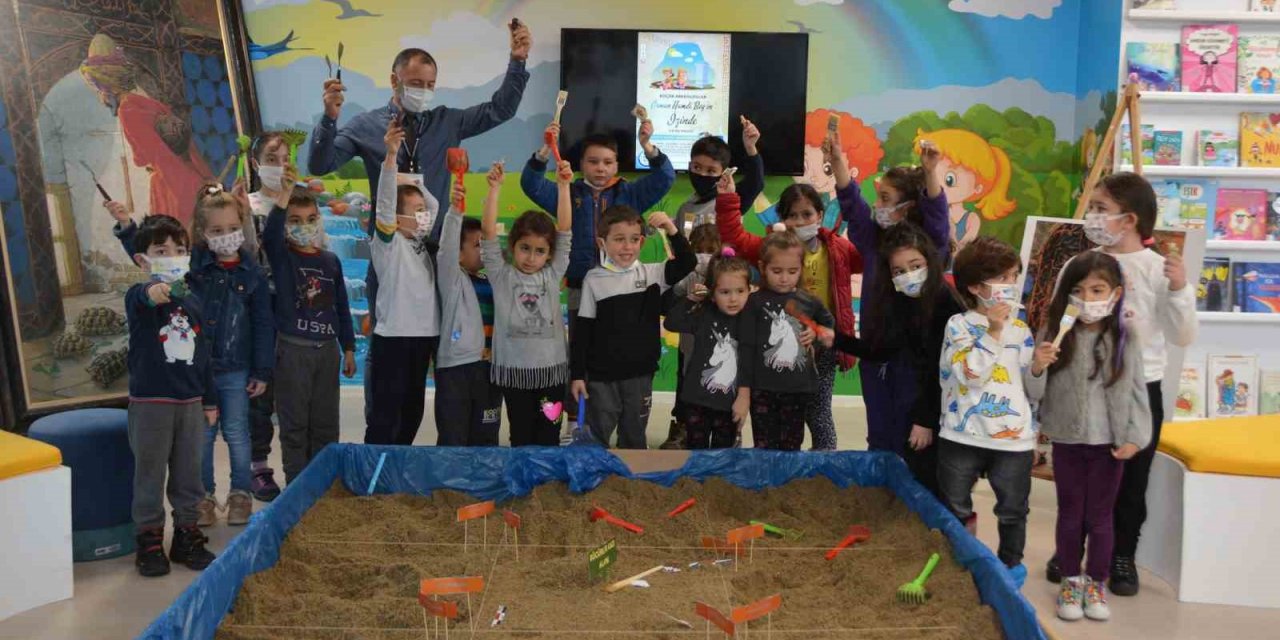 Türkan Saylan Çağdaş Yaşam Merkezi 65 etkinliğe v sahipliği yaptı