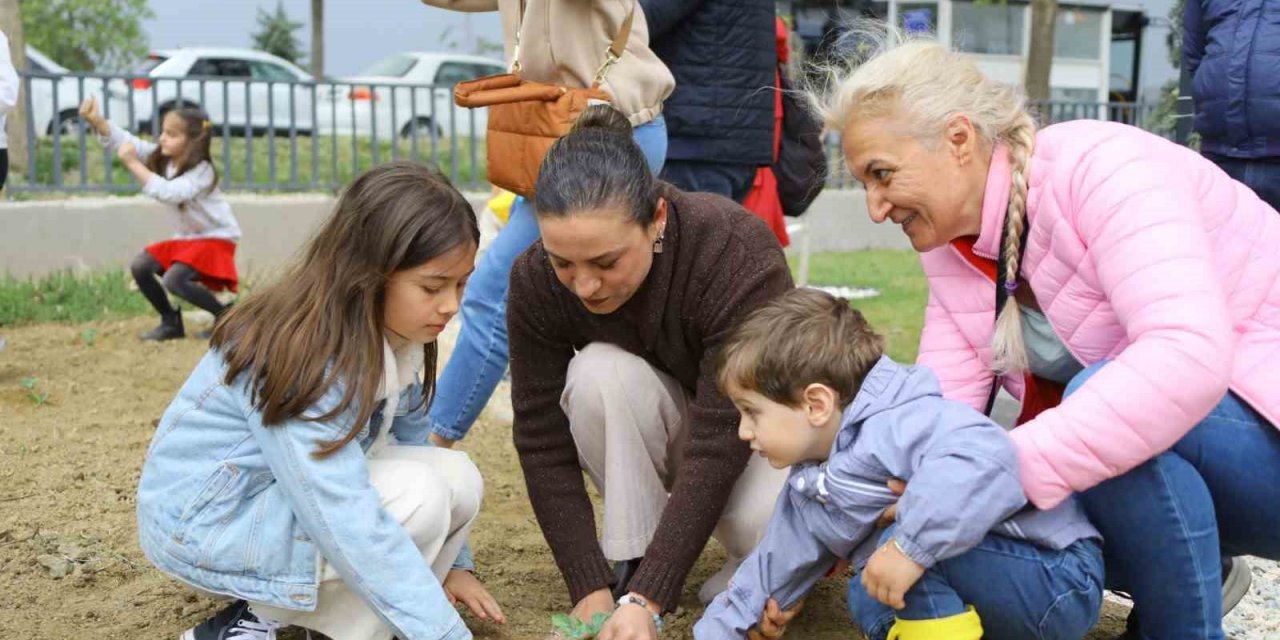 Efes Tarlası’nın ata tohumları deprem bölgesinde filizlenecek